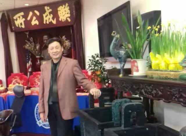 作品简介：朱洪幸与《地球村》